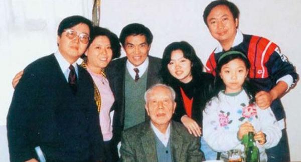 万里长子回忆父亲