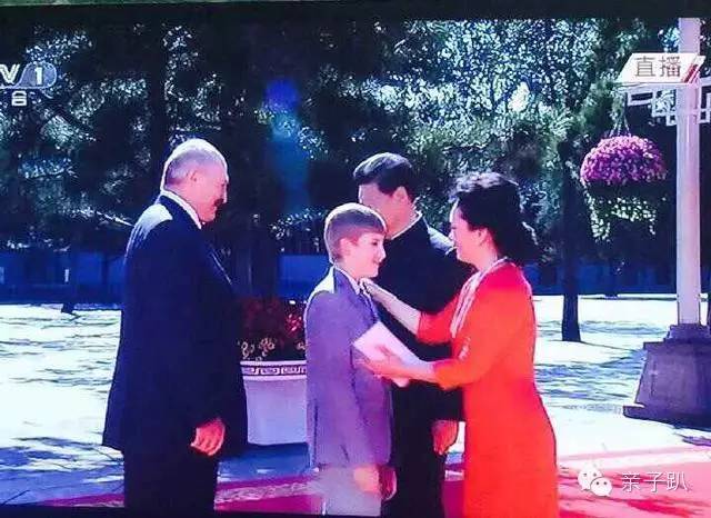 阅兵式上萌萌哒的小王子是谁？