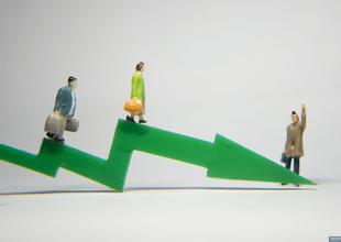 除了B股巨震，A股还要小心这些“大赚”的股东