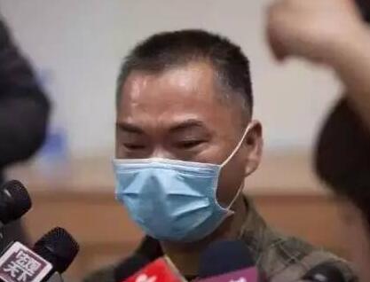 罗尔再发文回应质疑:与前妻离婚时商定房归儿子