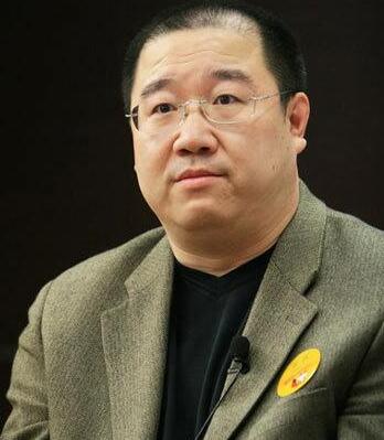 著名导演英达涉嫌洗钱在美国被捕