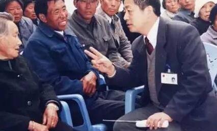 新华社记者教你，在人物采访中如何破“壳"？ 