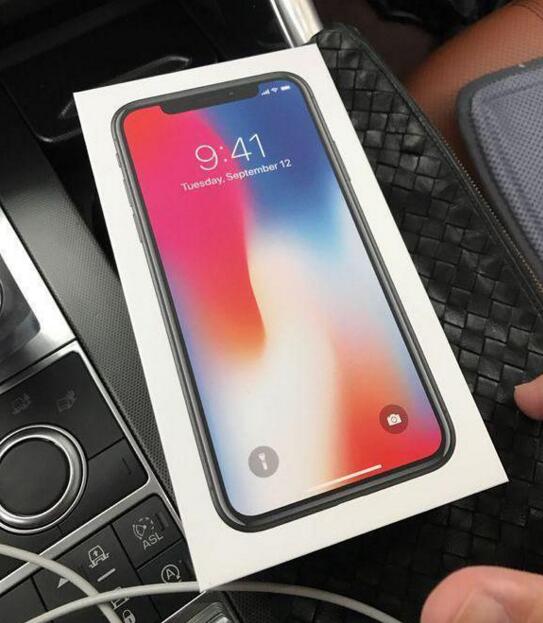 买iPhoneX的用户每月赚多少？越有钱的人越挑剔