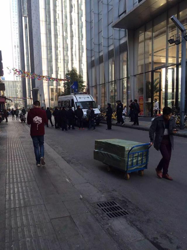 新政发酵，成都、深圳等地清查无资质放贷，部分负责人被捕