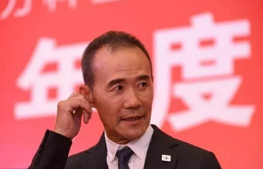 "硬汉"王石哭了:人生至暗时刻并非宝万之争 而是这件事…