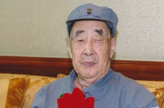 许家印父亲身份曝光 参加8年抗战已有80年党龄