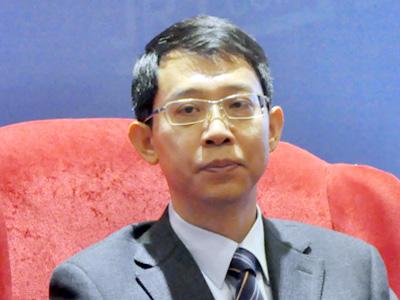 独家：辟谣“易会满或任证监会主席”出重大错误，证券日报副总编辑董少鹏被停职罚款