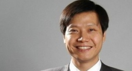 雷军给小米年报划重点：调整、技术研发、“手机+AIoT”双引擎战略
