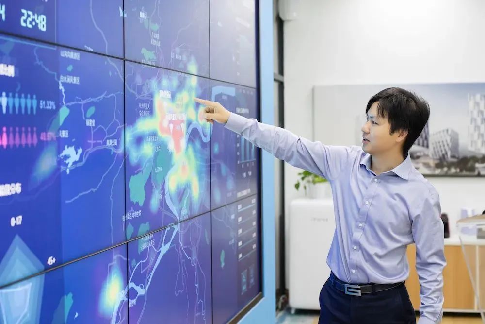 每日互动：重研发、抢人才， 着力打造数据智能增长双引擎