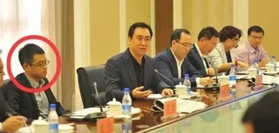 突发！许家印亲信被调查，另一关键人物早已避走海外