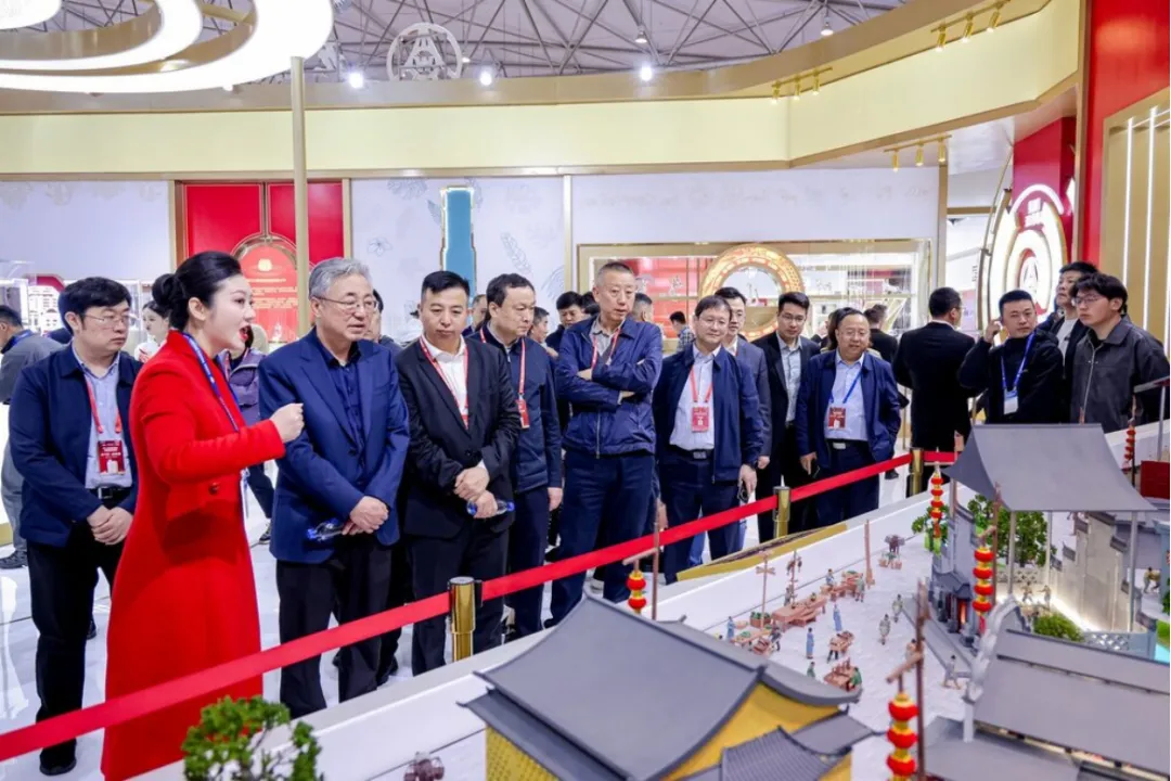 线上线下融合，助力消费提质升级——五粮液精彩亮相糖酒会