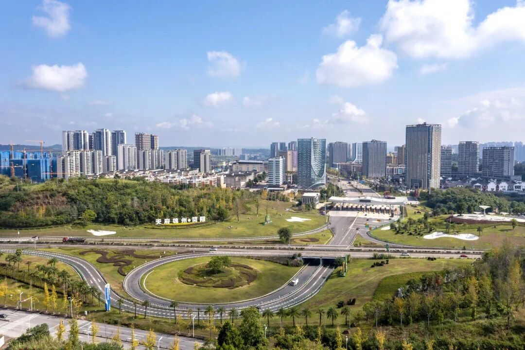 迈上2.48万亿，成都今年怎么拼经济？