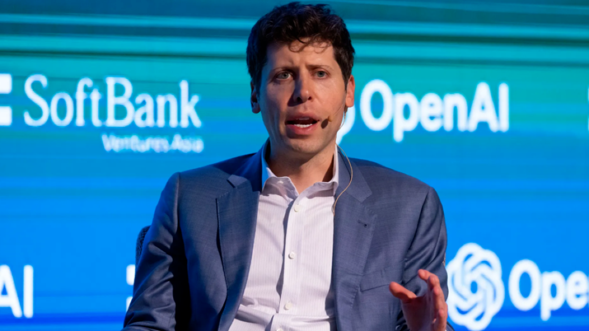 OpenAI双喜临门！拿下战争部大单，亚马逊英伟达软银排队送上1100亿美元，估值狂飙8400亿