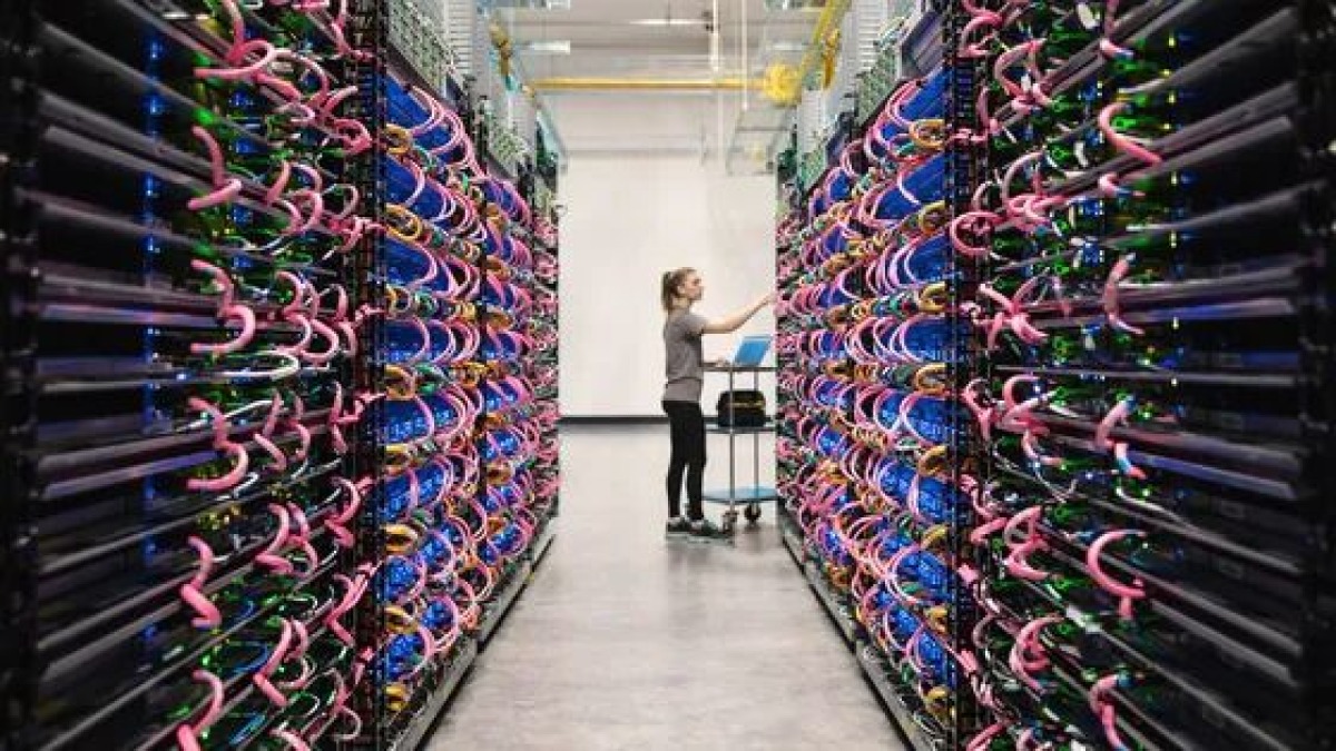 谷歌向中企采购液冷设备，数据中心需求太大！六只概念股要火