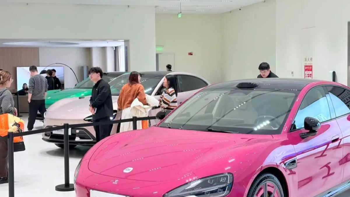 涨价4000元！新一代小米SU7上市当天，门店销售开车上门“抢”准车主