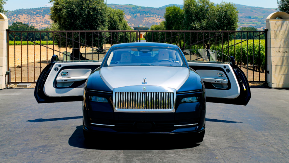 劳斯莱斯、本田也不干了！全球车厂纷纷放弃纯电计划，行业损失750亿美元