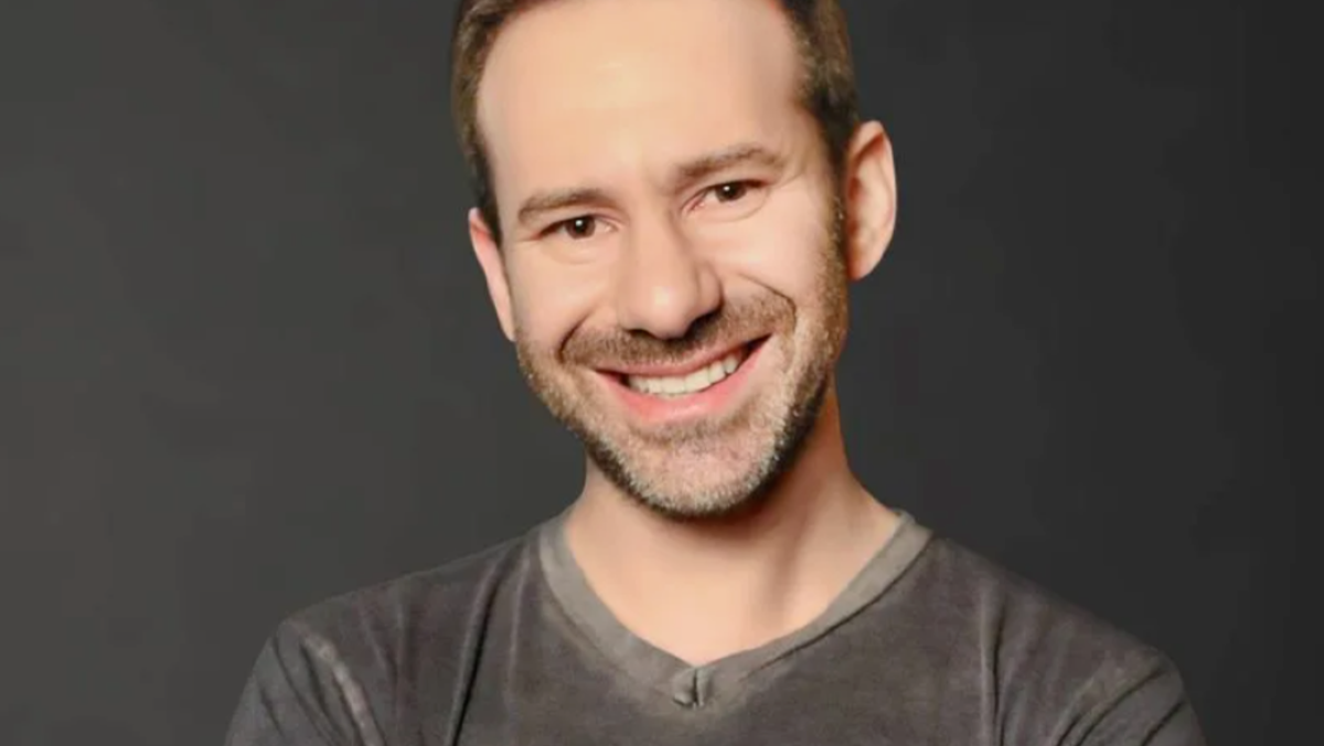 “全球第一小黄网”幕后推手病逝！年仅43岁，资产78亿美元，各路网红纷纷哀悼