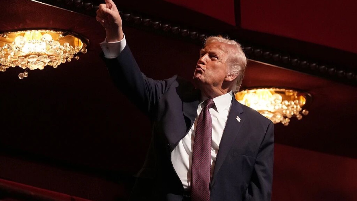 中东战火烧了一个月，全球最大产油国美国却慌了