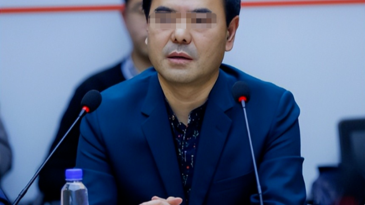 账本曝光！公务员转行卖化妆品，卖成地方首富