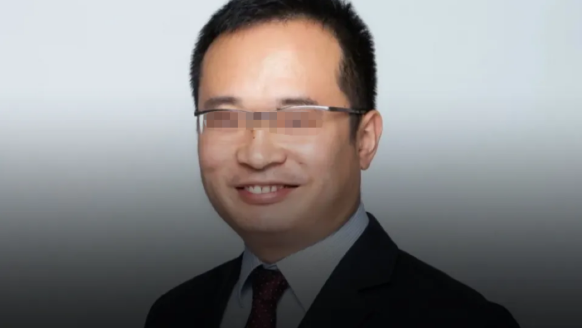 高位追有色，申万菱信高薪挖来的贾成东，让基民亏麻了