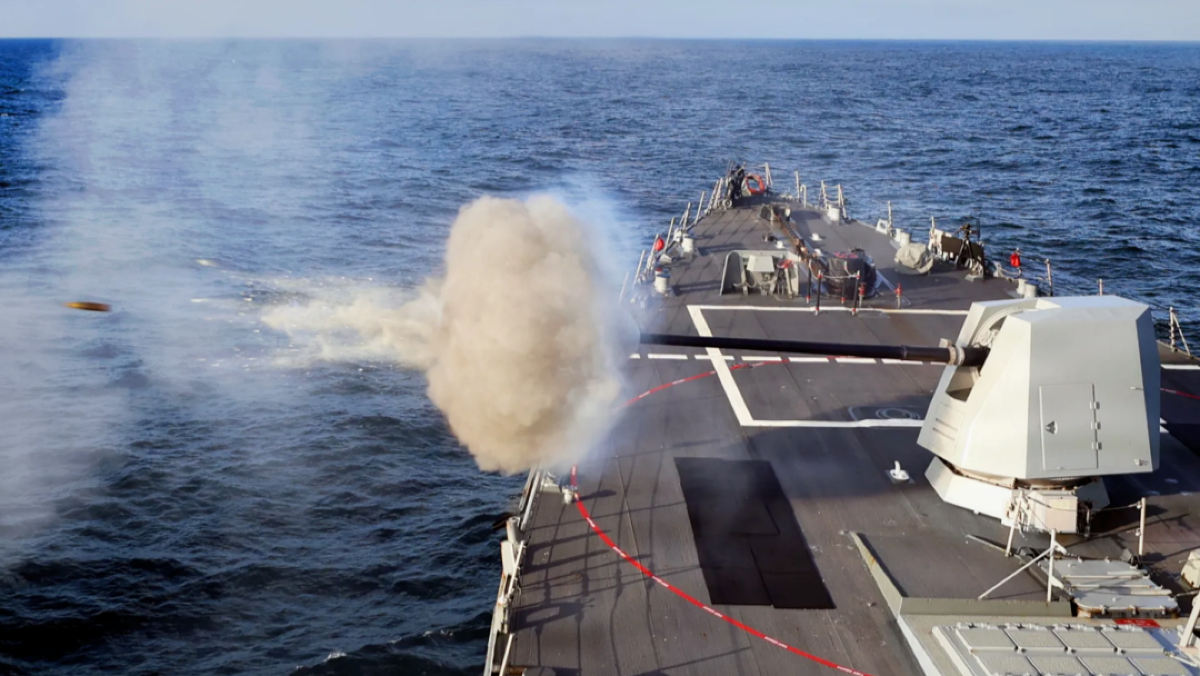 美舰开炮炸穿伊朗重型货船！全球金融市场又麻了，科技七巨头有望拯救大盘