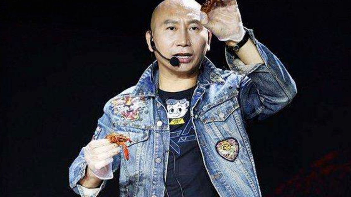 创始人重出江湖“断臂止血”！鸭脖界的爱马仕赚翻了