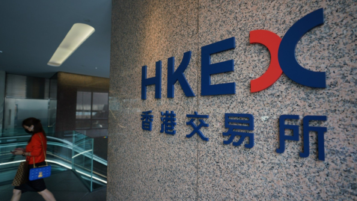 AI狂潮点燃港股IPO！华尔街重返香港，资本盛宴正上演