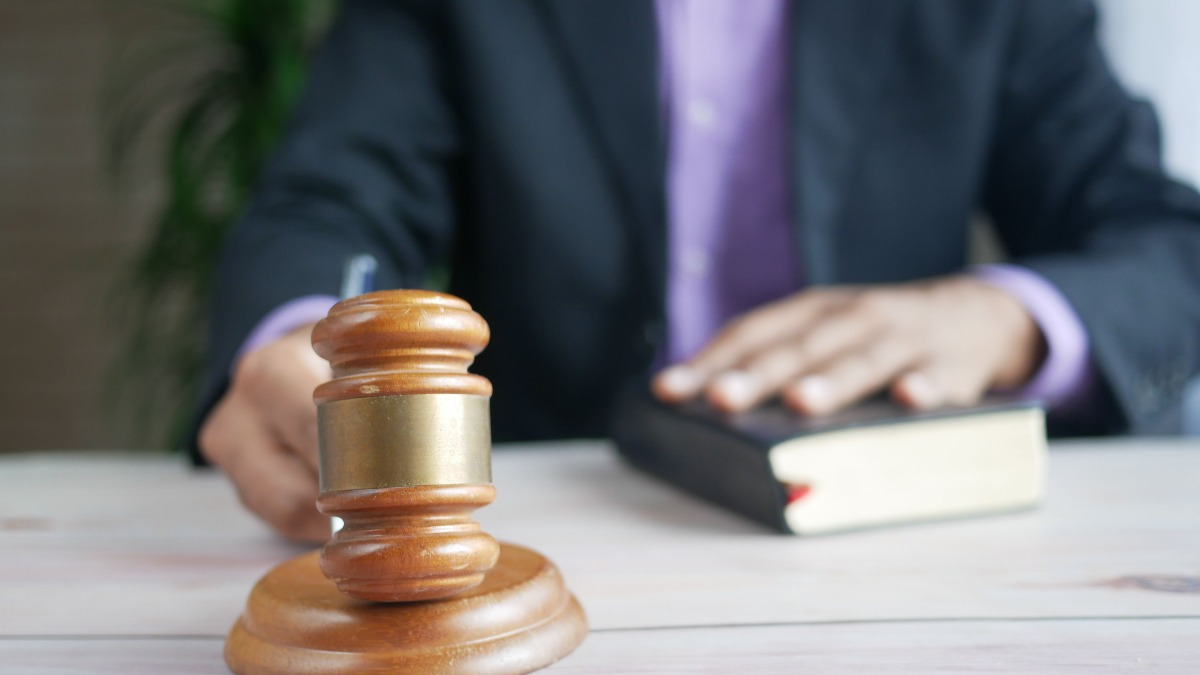 为平滑业绩而财务造假！公司及3名责任人合计拟被罚1020万！股票将被ST
