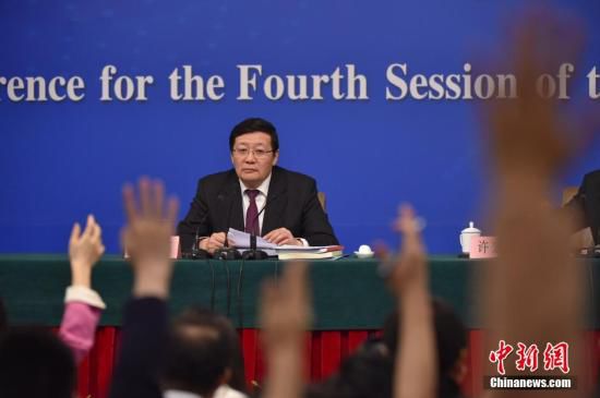楼继伟坦言财税改革慢于预期